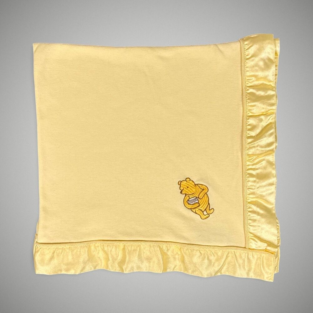 RARE Disney Store Classic Pooh Embroidered Yellow Satin Baby Blanket 33”x30”